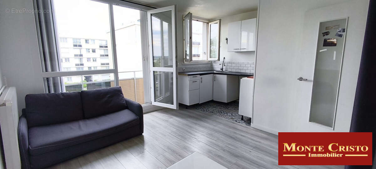 Appartement à FONTENAY-LE-FLEURY