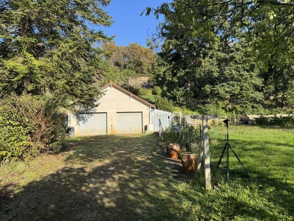 Maison à SAINT-AMAND-MONTROND