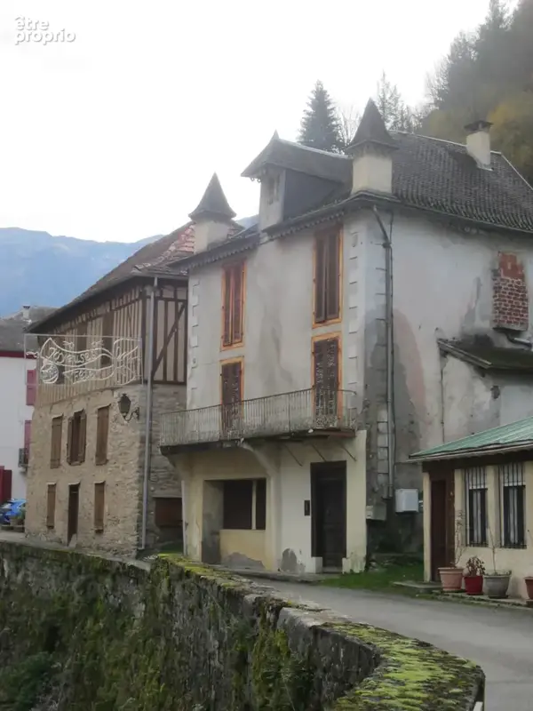 Maison à COUFLENS