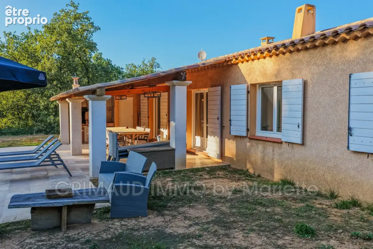 Maison 6 pièces 141 m² à vendre à La Garde-Freinet (83680) - photo 4