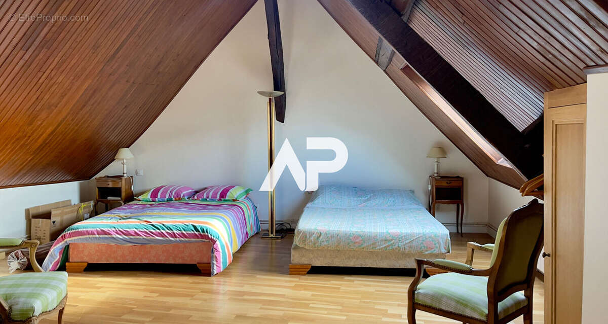 Maison à MONTMORENCY