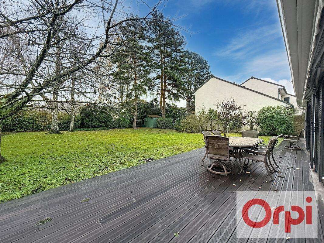 Maison à VOISINS-LE-BRETONNEUX