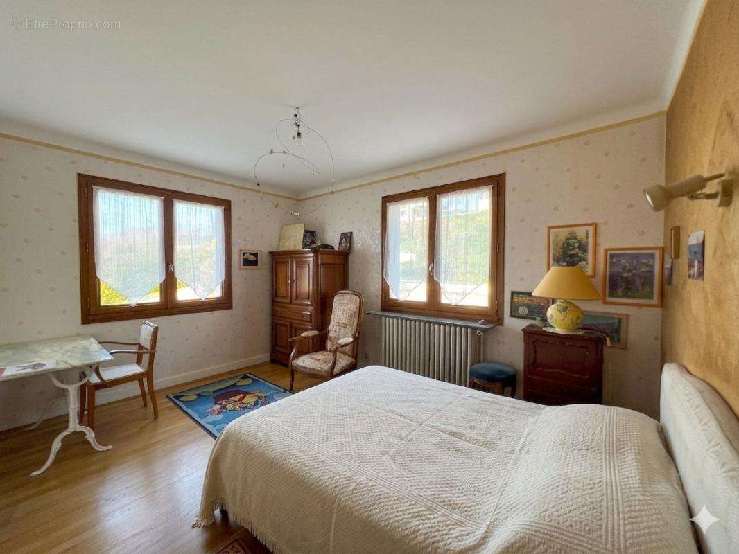 Maison à SAINT-EUSEBE