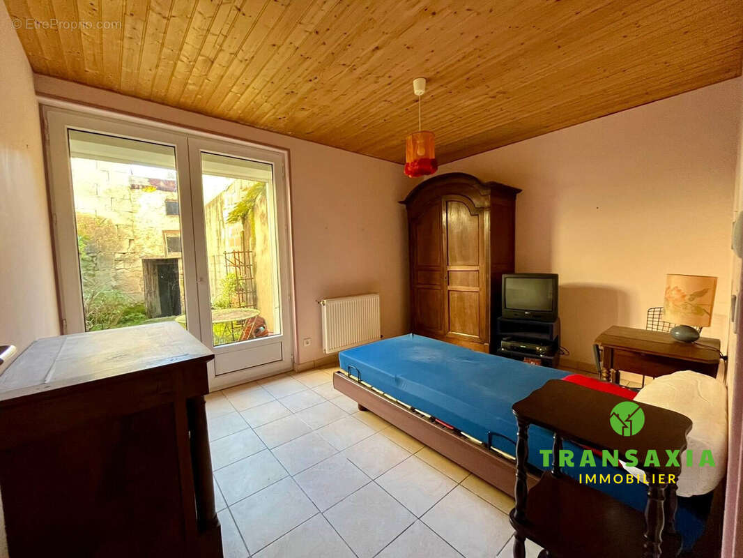 Maison 150 m² à Miramont-De-Guyenne  - photo 5