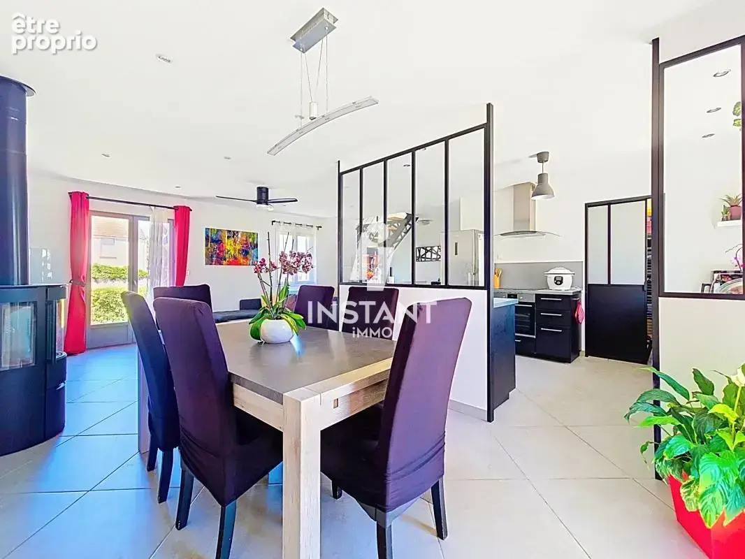 Maison familiale 125 m² - 4 chambres - terrain 1 771 m² - photo 3