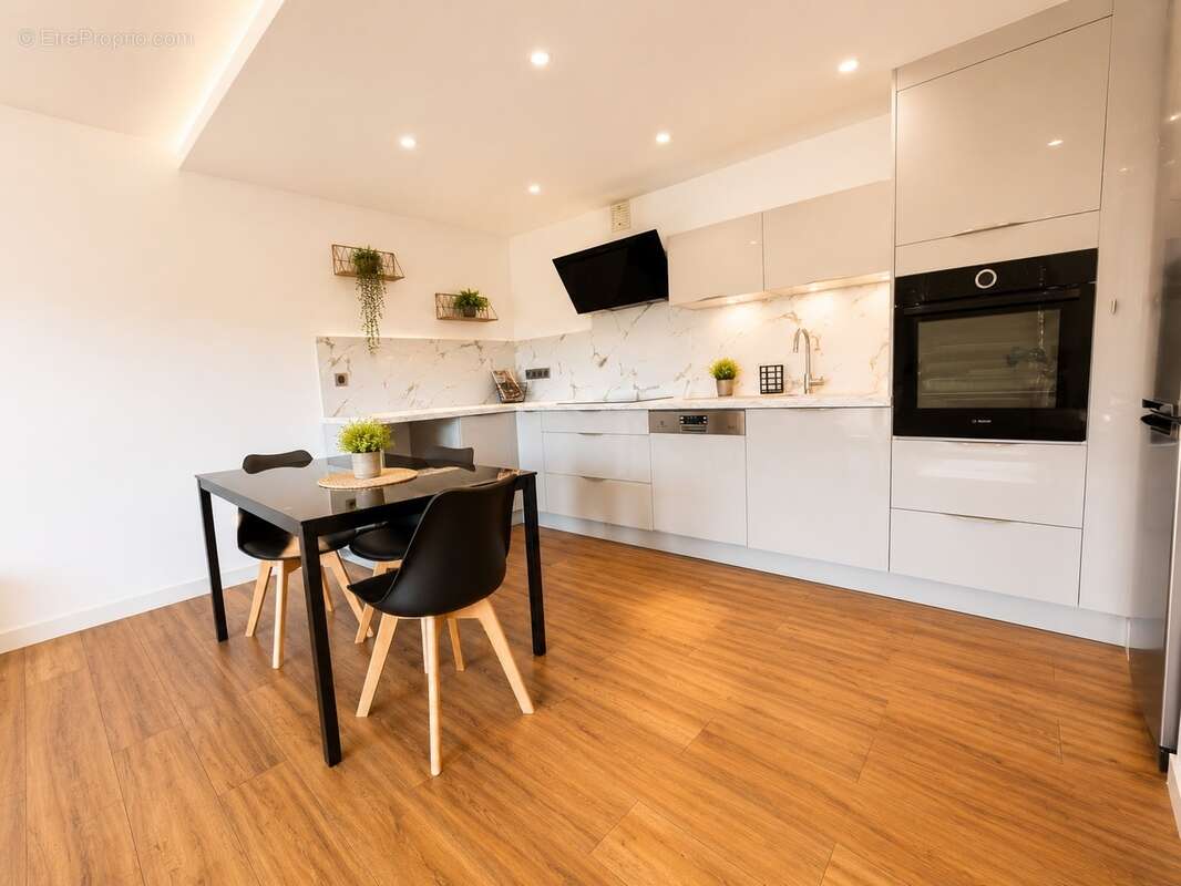 Appartement 66 m² à Vetraz-Monthoux  - photo 8