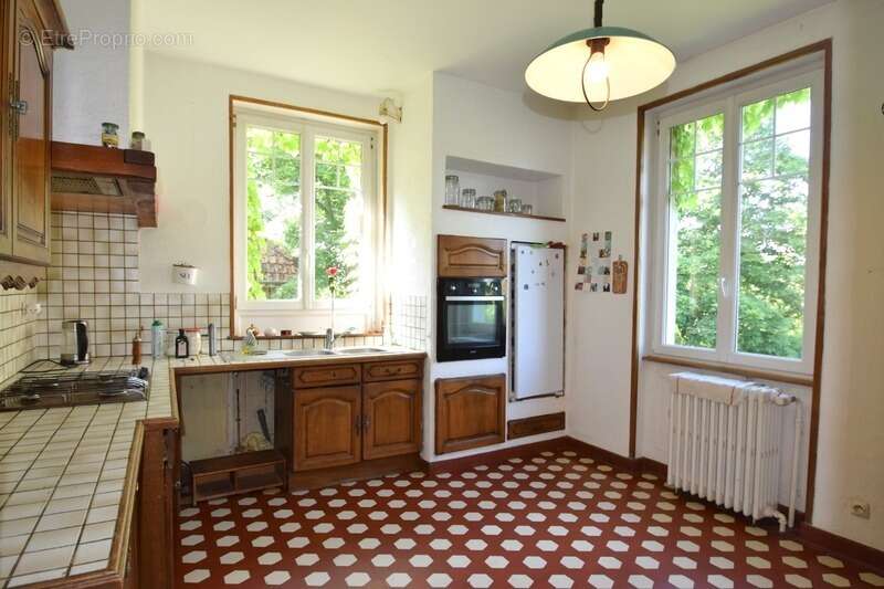 Maison bourgeoise des années 30 - Jardin de plus de 20 ares - photo 11