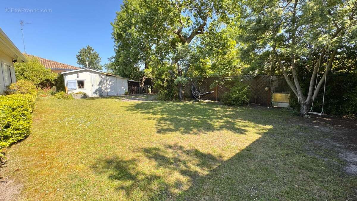 Villa plain-pied avec piscine - photo 15