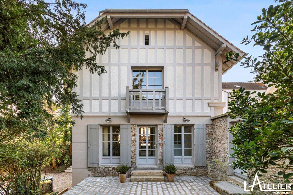 Maison à L'ETANG-LA-VILLE