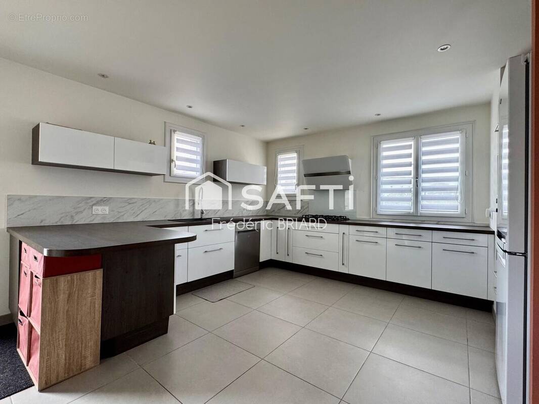 Photo 1 - Maison à LE POIRE-SUR-VIE