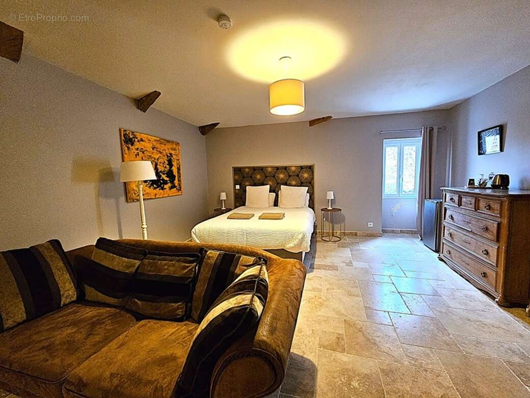 Appartement 550 m² à Rochefort-En-Valdaine  - photo 16