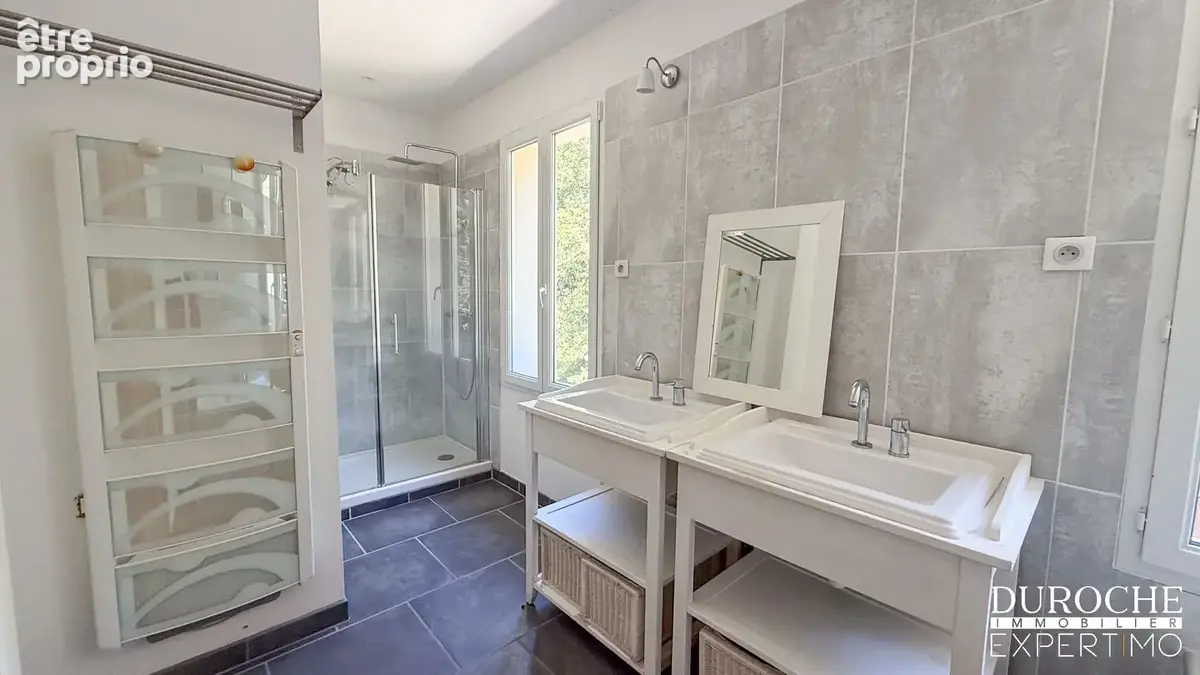 Ancien mas de village 224 m2 avec appartement indépendant et potentiel exceptionnel   Caderousse - photo 9