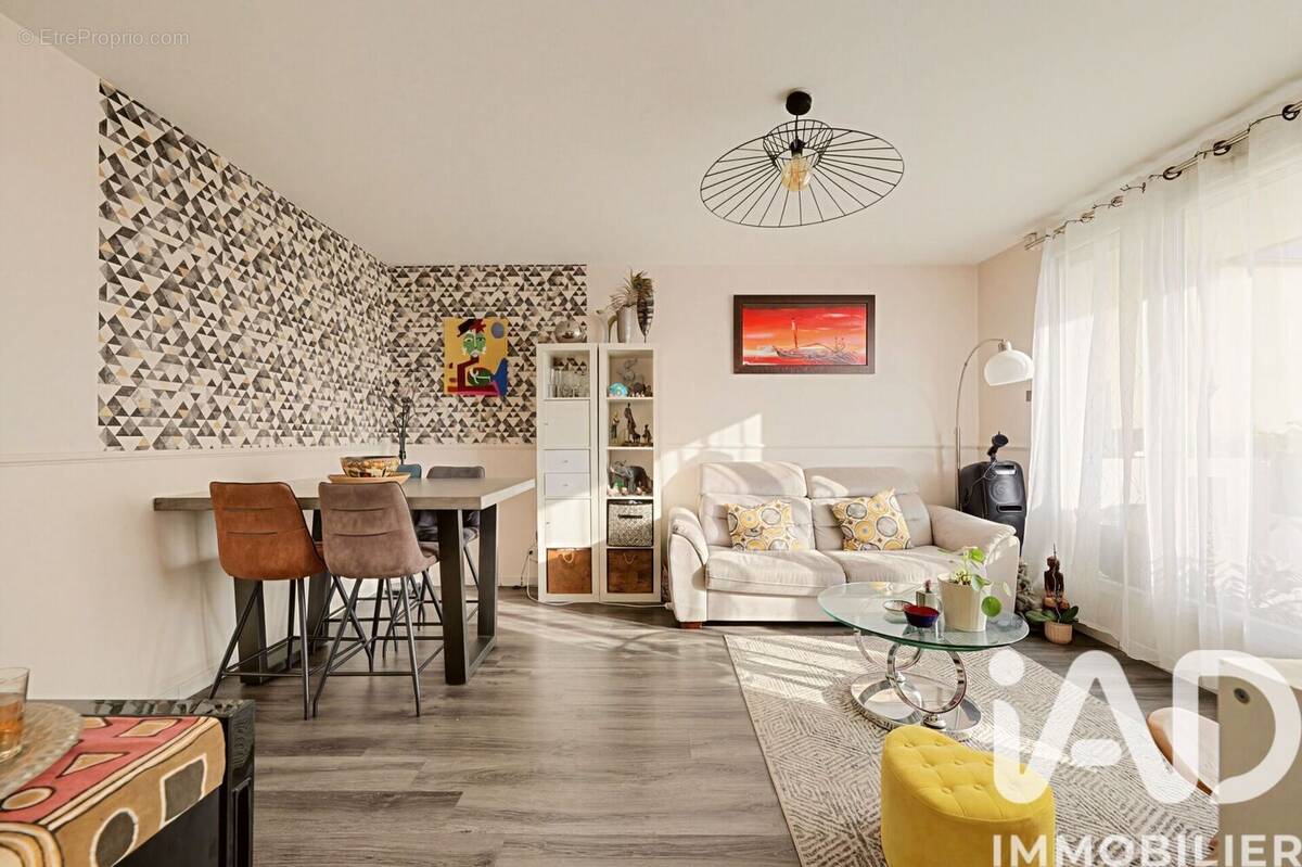 Photo 1 - Appartement à THORIGNY-SUR-MARNE