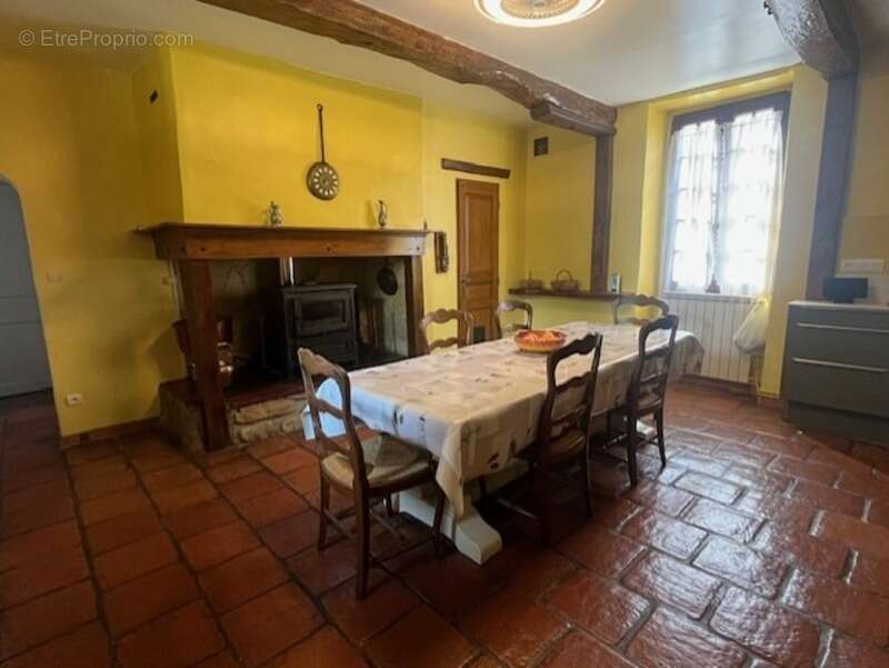 PLAISANCE (32): SANS TRAVAUX, MAISON XVIIIs restaurée avec élégance SUR 240M2 habitables, 6600m2 de jardin,géothermie,  puits, g - photo 22
