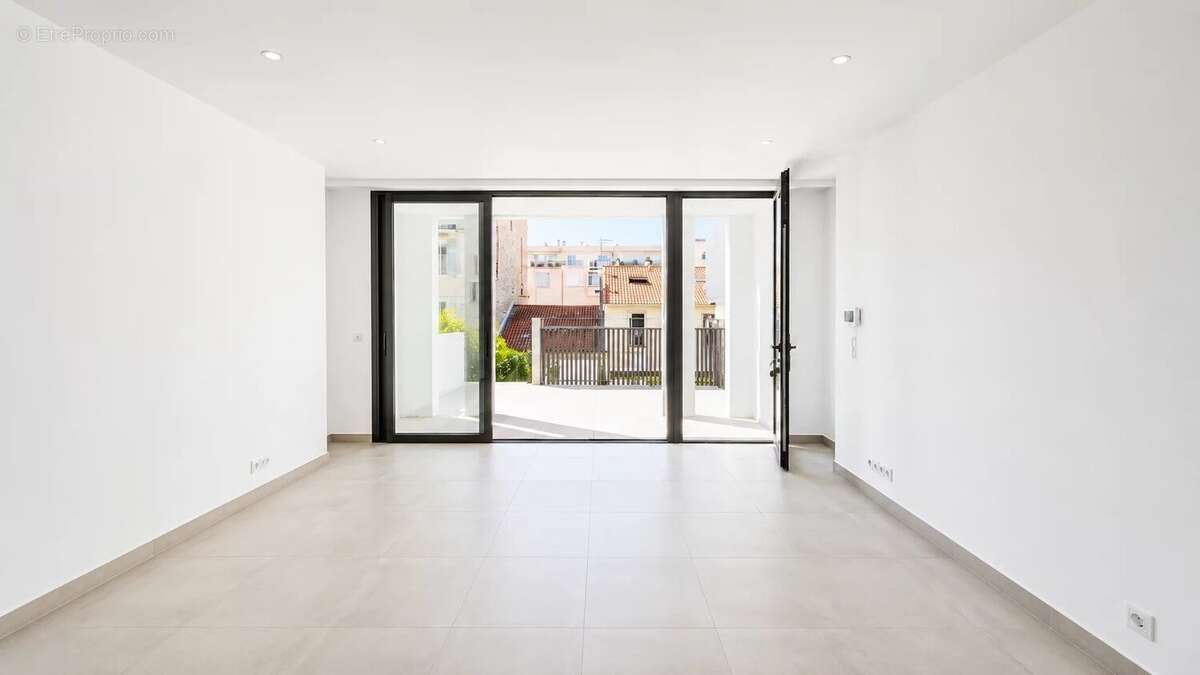 Villa de ville d'exception – Cannes cente ville 129 m² renovée - photo 4