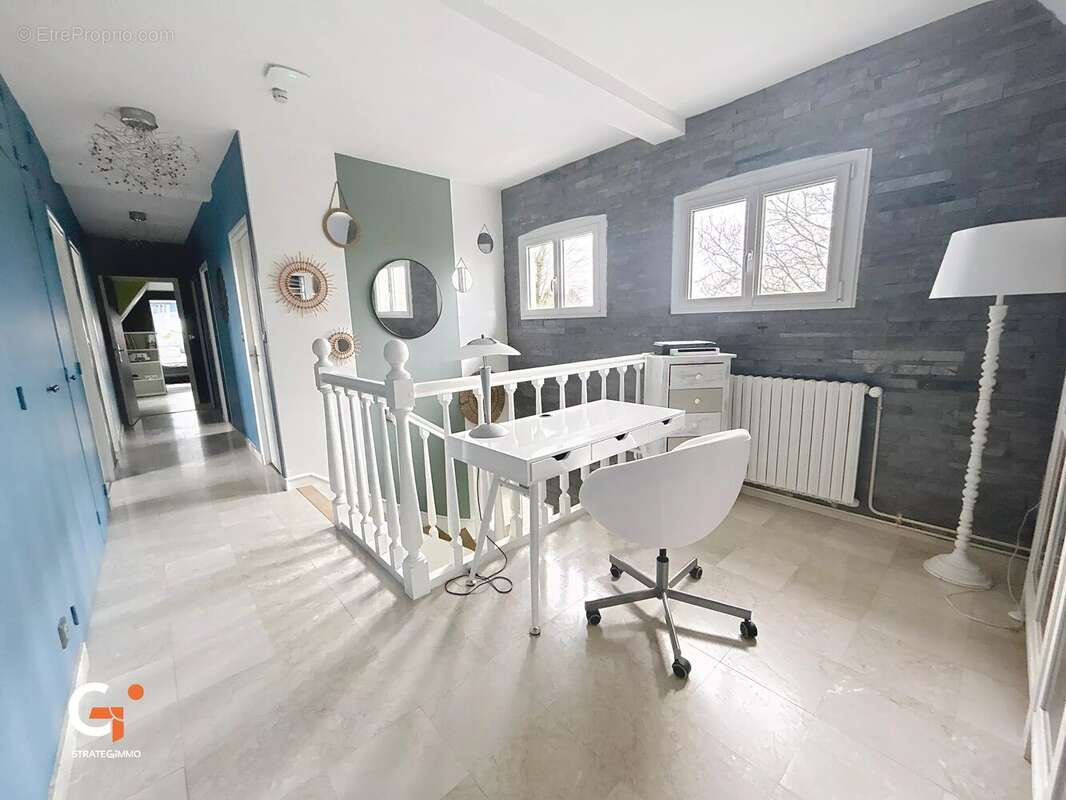 Maison à SAINT-PIERRE-DES-FLEURS