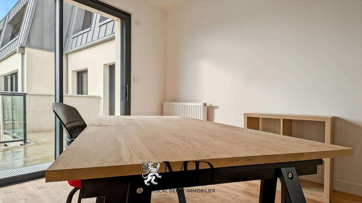 Appartement à MONT-SAINT-AIGNAN