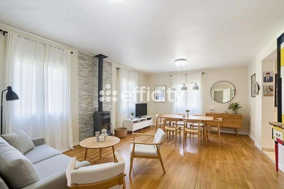 Maison 306 m² à Palaiseau  - photo 13