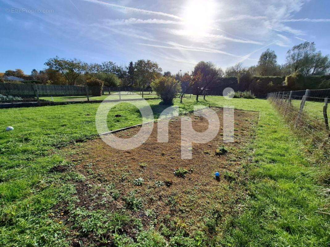 Maison à CUISE-LA-MOTTE