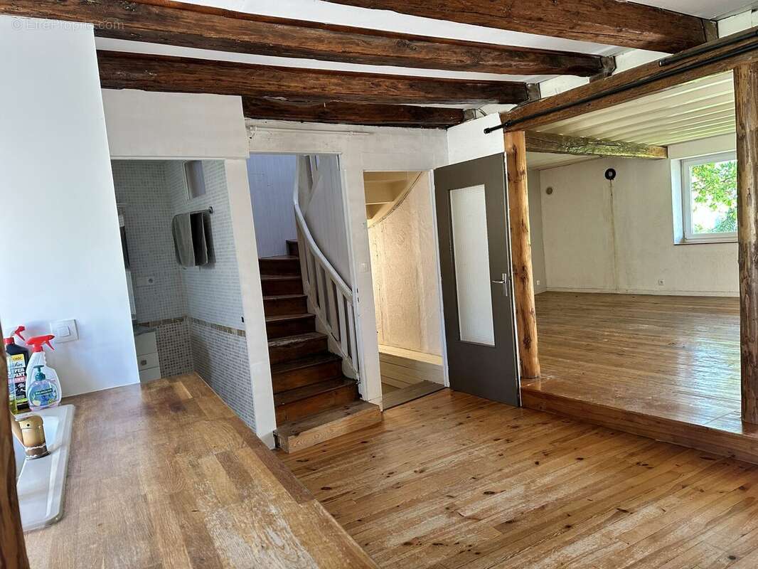 Maison à BEAUJEU