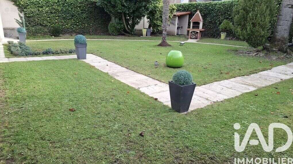 Photo 8 - Maison à SAINT-QUENTIN