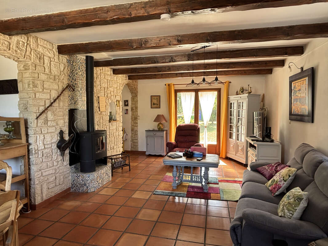 Maison à SAINT-MARTIN-DE-VALGALGUES