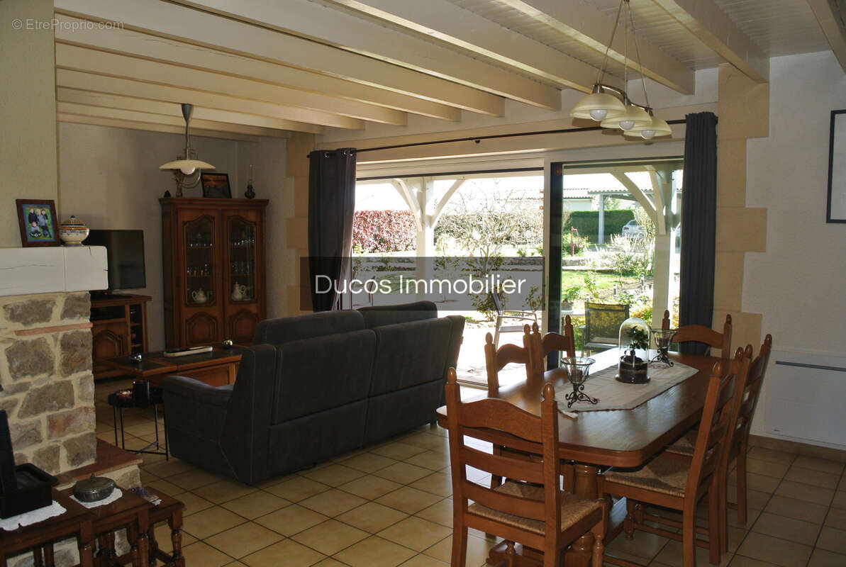 Maison à MAUVEZIN-SUR-GUPIE
