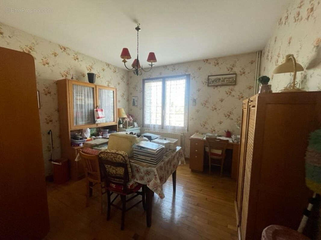 Maison à FERE-CHAMPENOISE