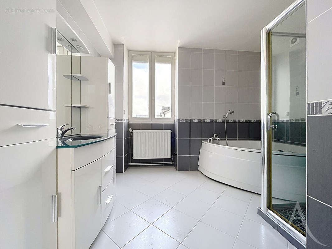 Maison à AUBERGENVILLE