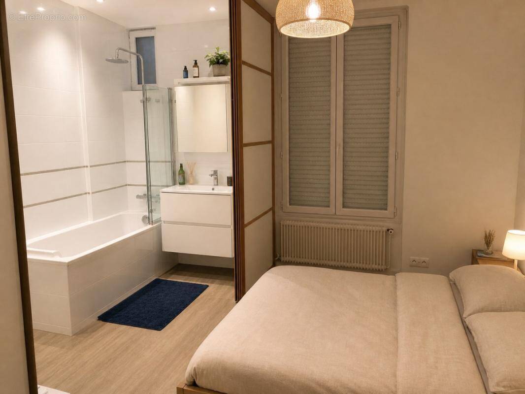 Appartement à NEUILLY-SUR-SEINE