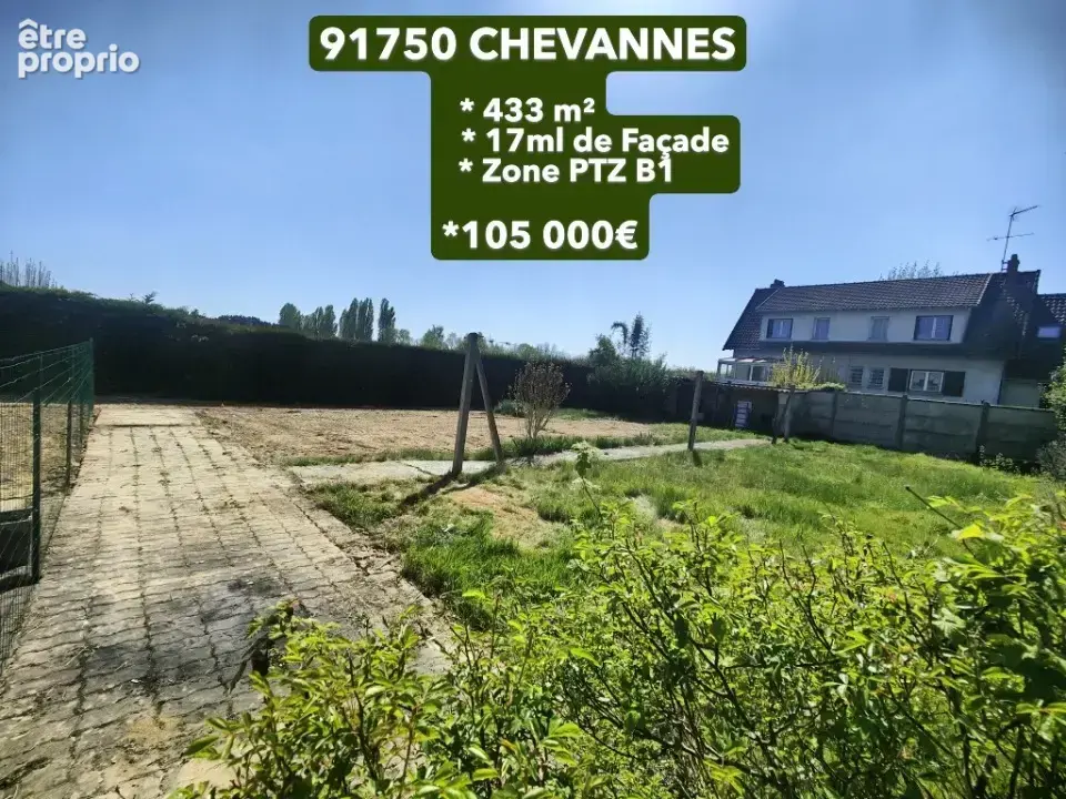 Terrain à CHEVANNES