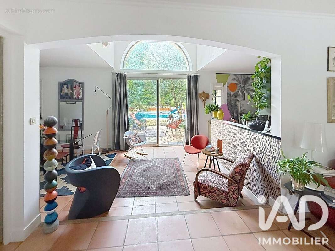 Maison 159 m² à Canejan  - photo 4