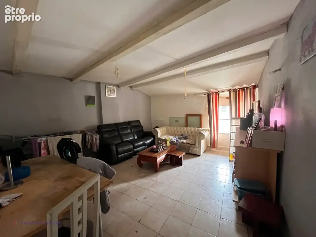 Exclusivité - Appartement + grenier aménagé en F4 pour 215 m² au total - Le Luc - photo 10