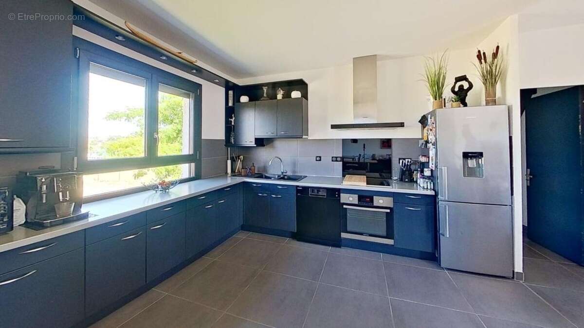 Saulon-La-Chapelle, Maison 6 pièces – 124 m²  Magnifique Terrain de 1340 m2 Piscinable - photo 5