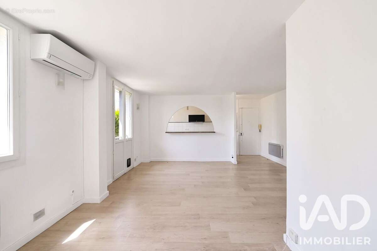 Photo 9 - Appartement à MARSEILLE-9E