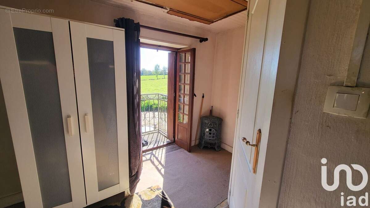 Maison 64 m² à Clugnat  - photo 6