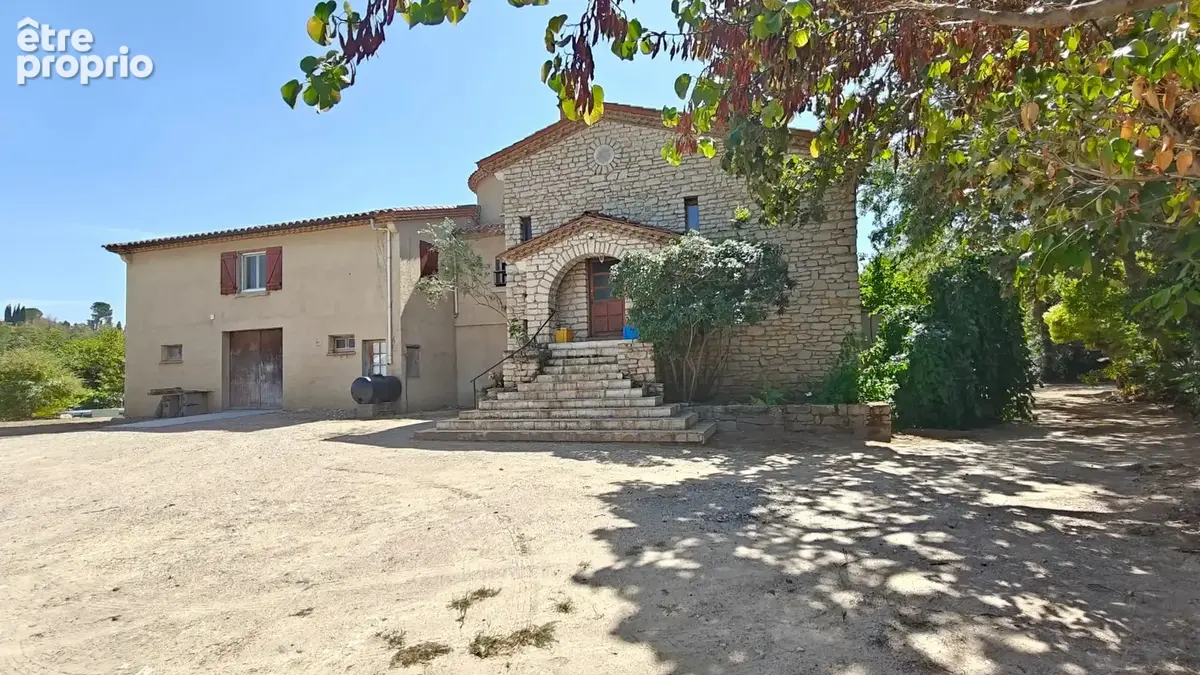 Propriété d’exception avec double habitation sur 2 hectares - photo 5