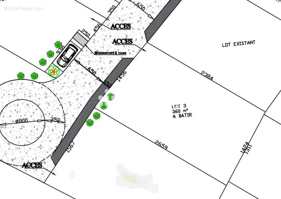 Terrain à SAINT-BENOIT