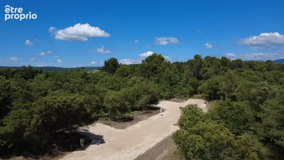 Terrain 750 m² à Grignan  - photo 3