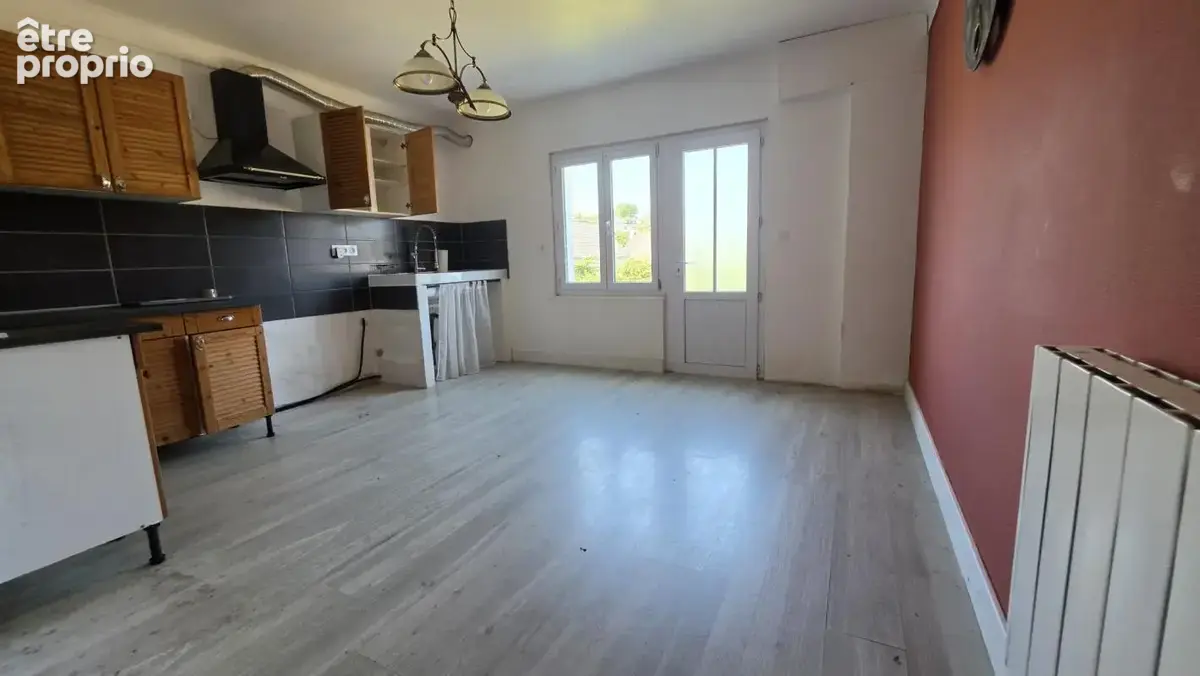 Maison avec deux appartements T4, jardin et garage   Fort po - photo 17