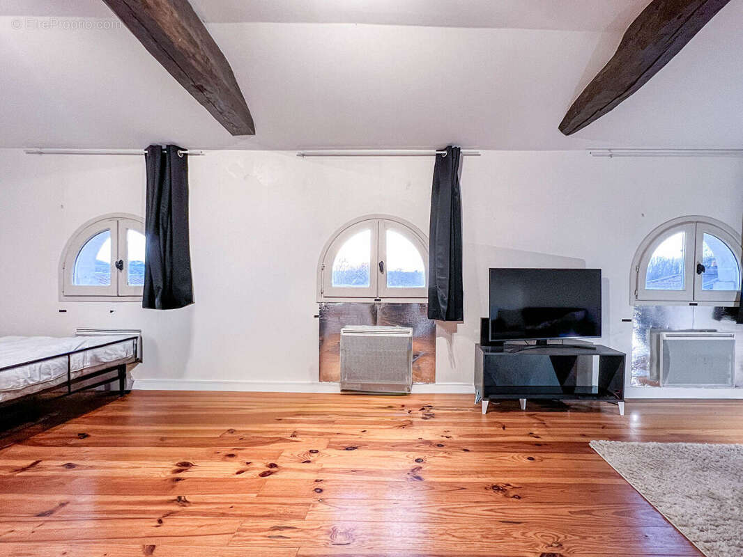 Appartement à SAINTES