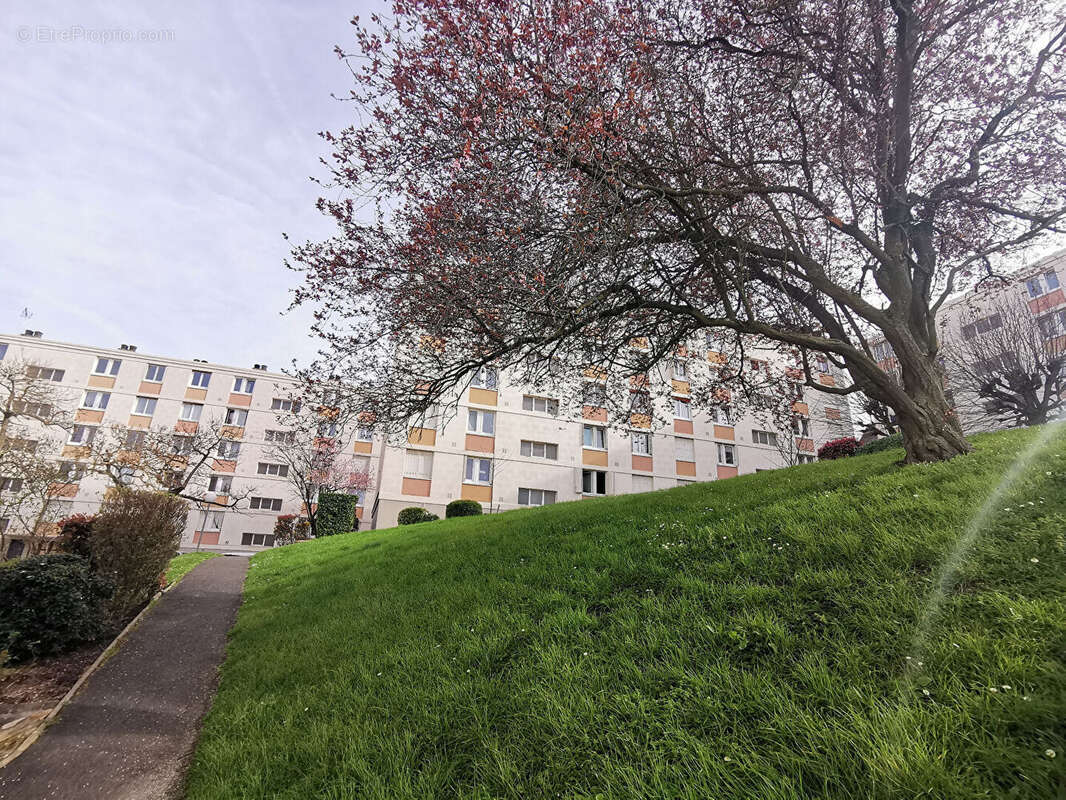 Appartement à MONTIGNY-LES-CORMEILLES