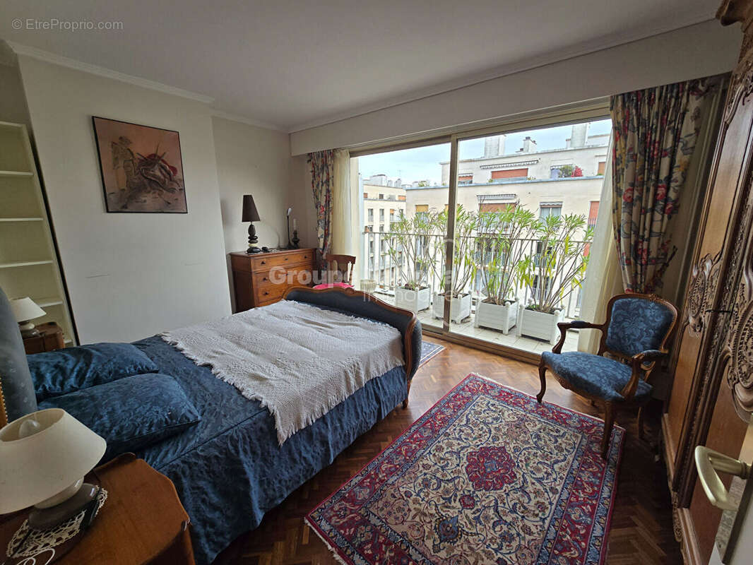 Appartement à VERSAILLES