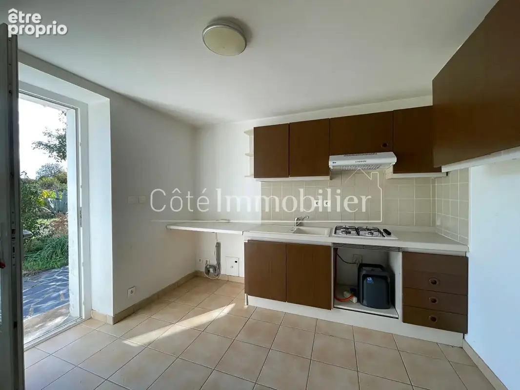 Maison de plain-pied avec jardin et grand garage - Saint-Mars-de-Coutais - photo 3