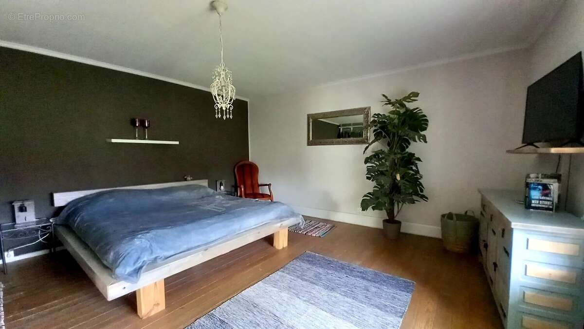 Maison à REGNEVELLE