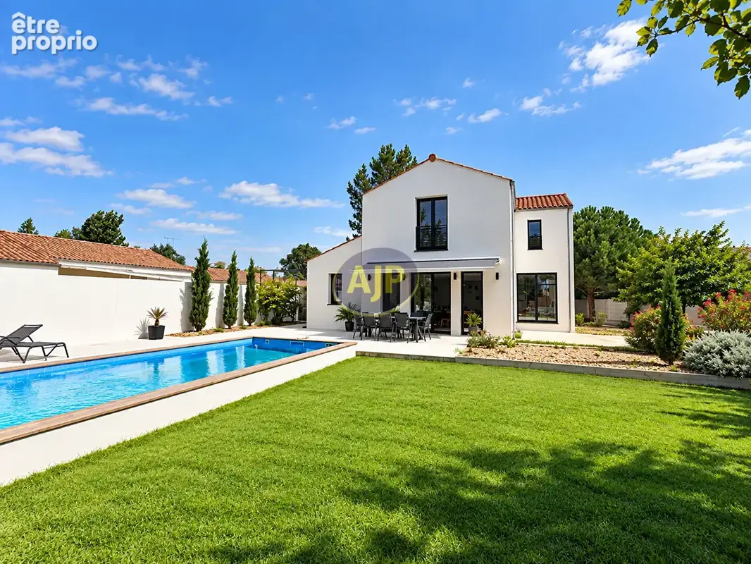Photo Maison à Saint-Jean-De-Monts au prix de 629 400€
