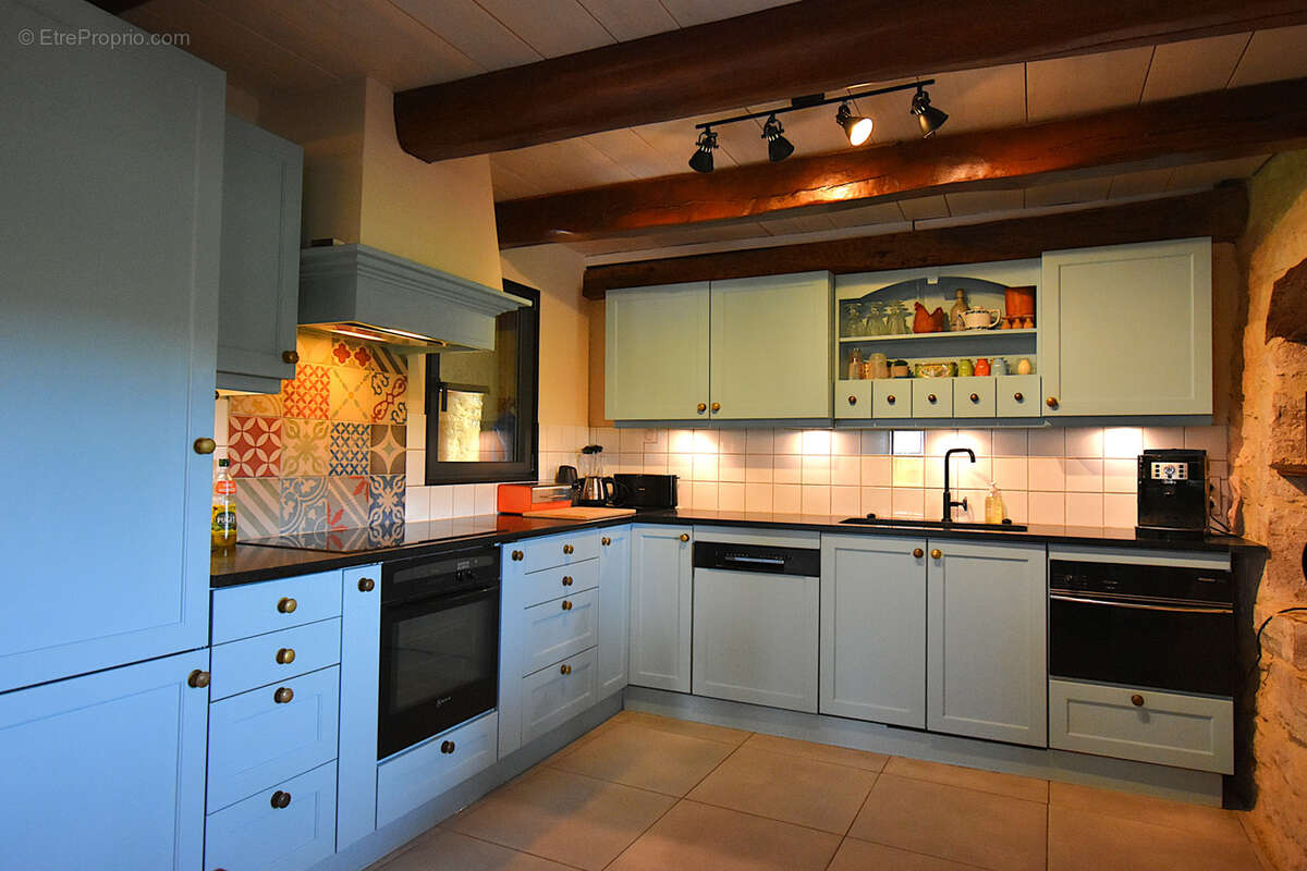 Très belle maison rénovée sur 8h avec terrain de loisir. - photo 15