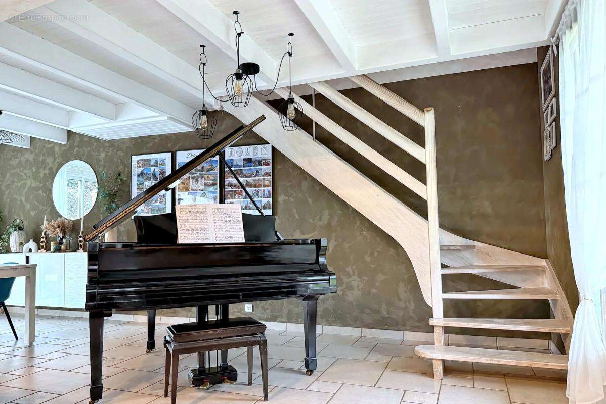 Maison à TALMONT-SAINT-HILAIRE