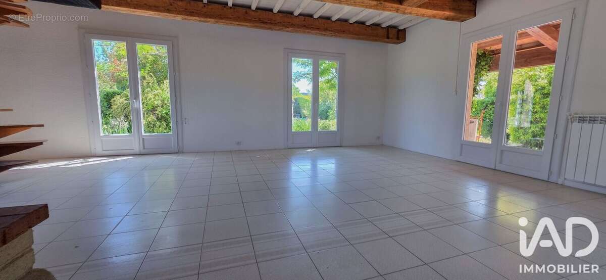 Maison 150 m² à Sainte-Croix-De-Quintillargues  - photo 9