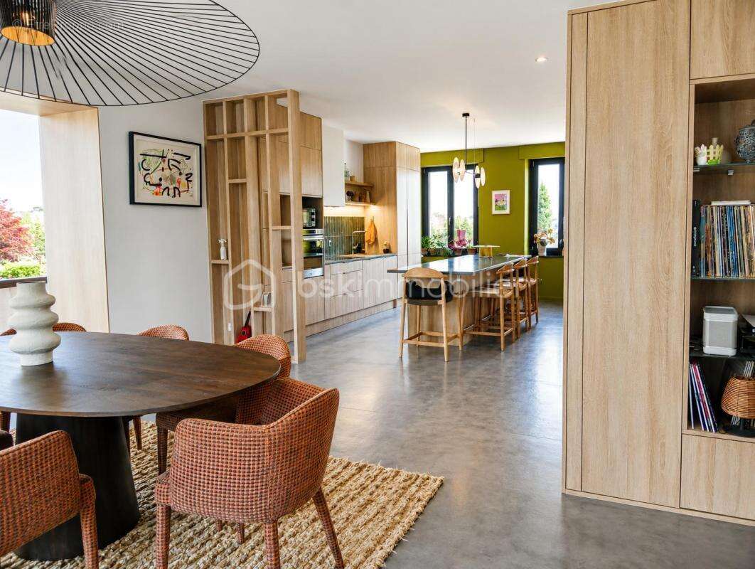 Maison de caractère rénovée - 173 m² - Flize - photo 2